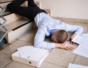 how to hire personal injury lawyer